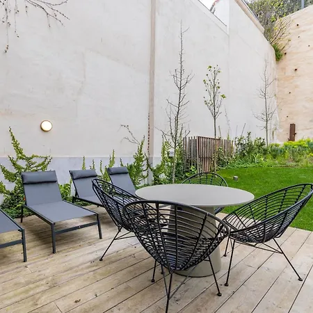 Hidden Pearl W/ Patio & Pool By Lovelystay Lejlighed Lisboa