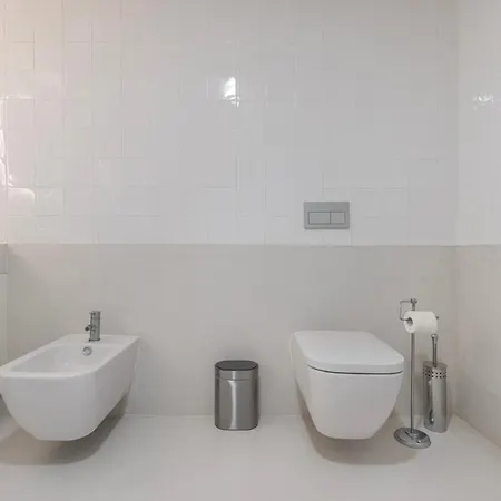 Appartement Hidden Pearl W/ Patio & Pool By Lovelystay Lissabon