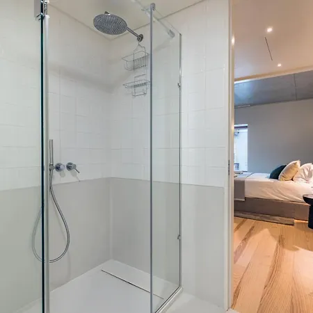 Apartamento Hidden Pearl W/ Patio & Pool By Lovelystay