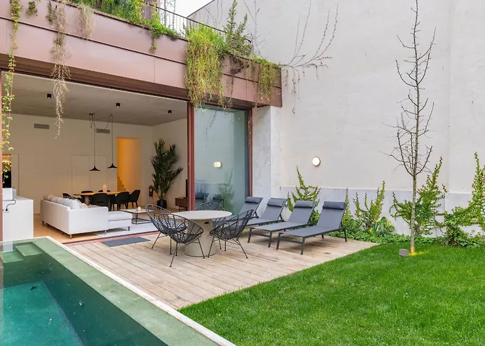 Hidden Pearl W/ Patio & Pool By Lovelystay *