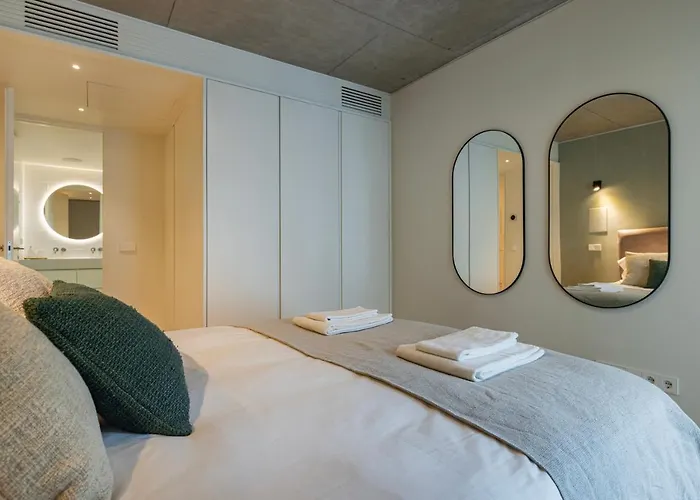Hidden Pearl W/ Patio & Pool By Lovelystay * Lisbona