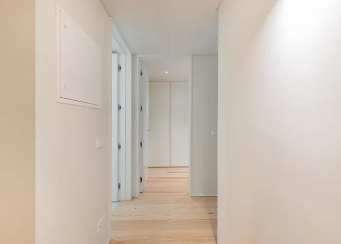Appartement Hidden Pearl W/ Patio & Pool By Lovelystay